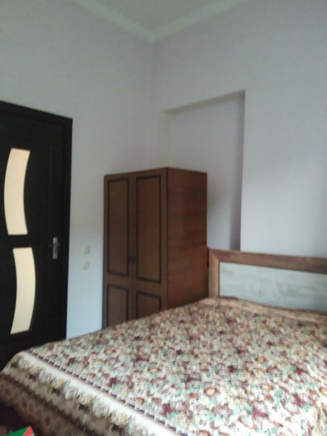 Mero House Κουτάισι Δωμάτιο φωτογραφία